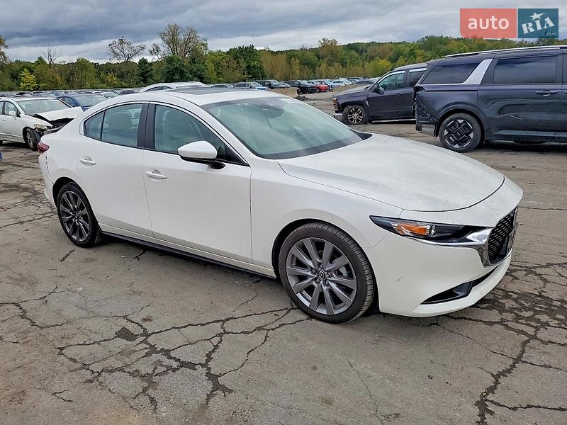 Седан Mazda 3 2023 в Киеве фото Седан Mazda 3 2023 в Киеве