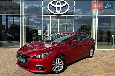 Седан Mazda 3 2015 в Киеве