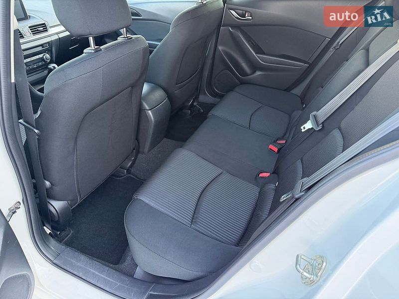 Хетчбек Mazda 3 2016 в Києві