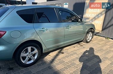 Хетчбек Mazda 3 2004 в Южному