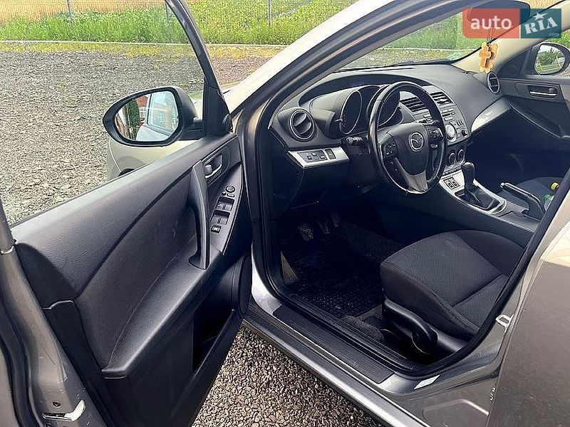 Хетчбек Mazda 3 2009 в Києві