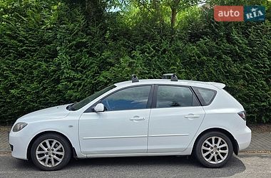 Хэтчбек Mazda 3 2008 в Черновцах