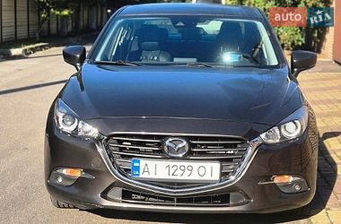 Седан Mazda 3 2017 в Києві