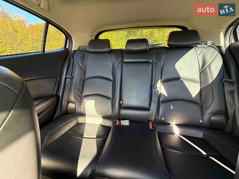 Хетчбек Mazda 3 2014 в Красилові