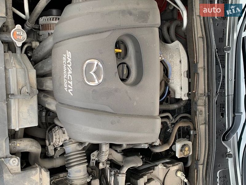 Хэтчбек Mazda 3 2017 в Чернигове фото 13 Хэтчбек Mazda 3 2017 в Чернигове