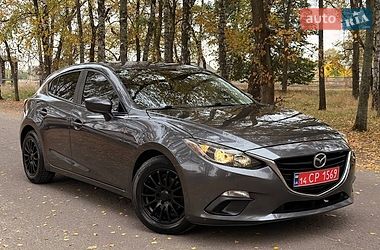 mazda 3 2015 в Охтирка від професійного продавця Максим