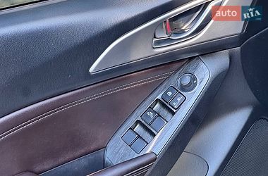 Седан Mazda 3 2018 в Днепре