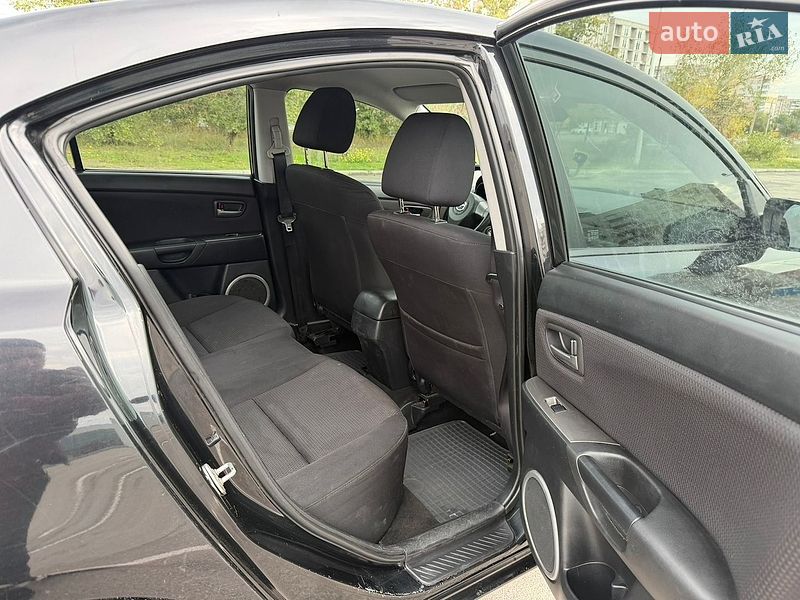 Седан Mazda 3 2008 в Запорожье