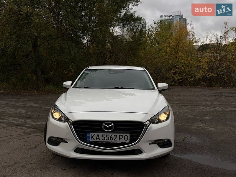 Mazda 3 2018