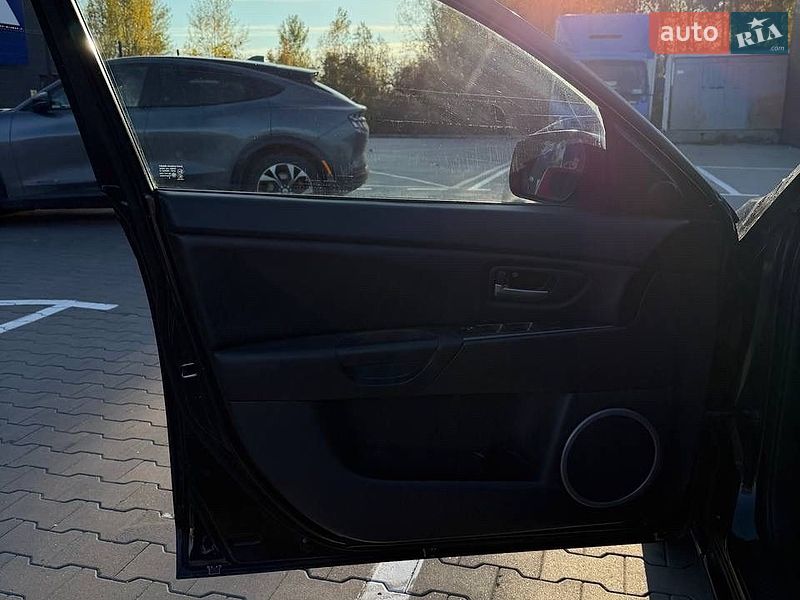 Хэтчбек Mazda 3 2008 в Киеве