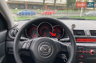 Хэтчбек Mazda 3 2006 в Киеве
