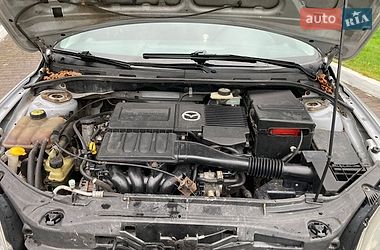 Хэтчбек Mazda 3 2006 в Киеве