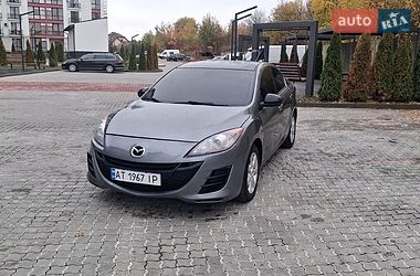 Седан Mazda 3 2011 в Івано-Франківську