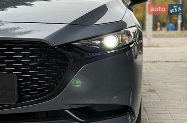 Седан Mazda 3 2023 в Дніпрі