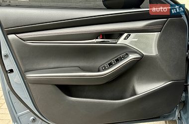 Седан Mazda 3 2023 в Дніпрі