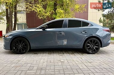 Седан Mazda 3 2023 в Дніпрі