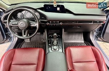 Седан Mazda 3 2023 в Дніпрі
