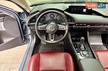 Седан Mazda 3 2023 в Дніпрі