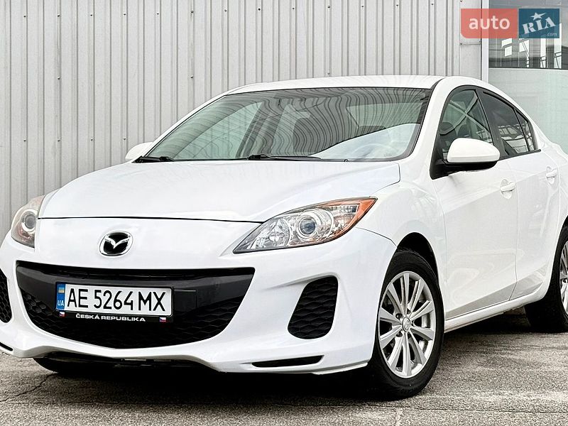 Седан Mazda 3 2013 в Запорожье