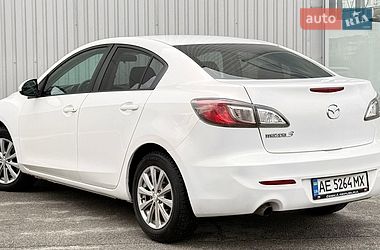 Седан Mazda 3 2013 в Запорожье