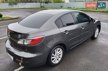Седан Mazda 3 2011 в Черкассах