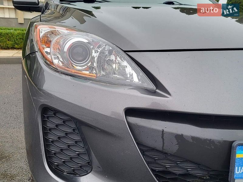 Седан Mazda 3 2011 в Черкассах