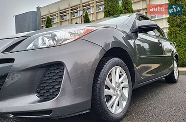 Седан Mazda 3 2011 в Черкассах