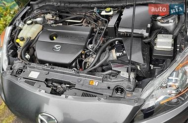Седан Mazda 3 2011 в Черкассах