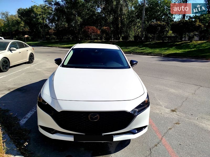 Седан Mazda 3 2019 в Дніпрі