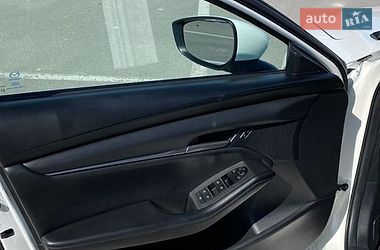 Седан Mazda 3 2023 в Кам'янець-Подільському