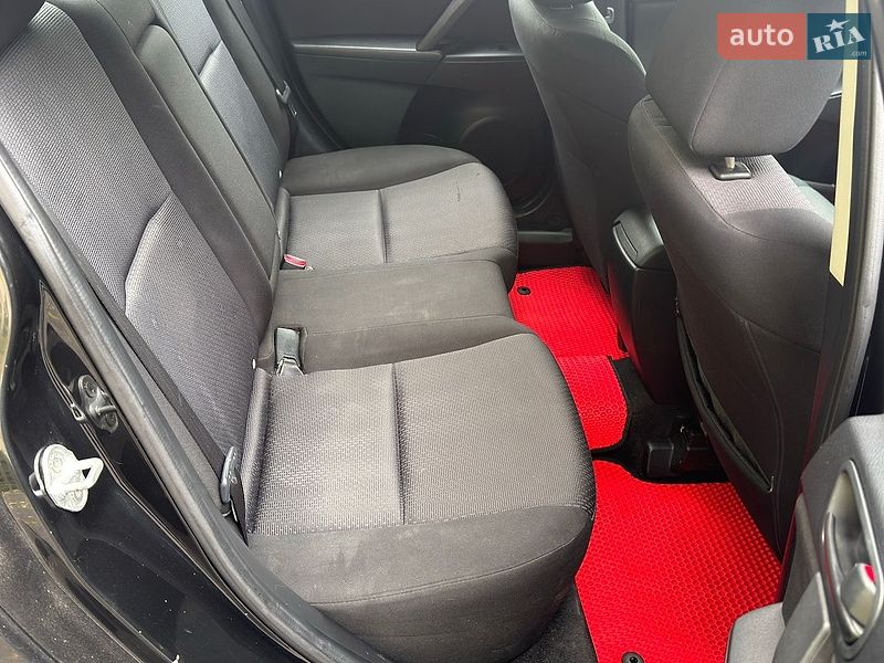 Седан Mazda 3 2009 в Харкові
