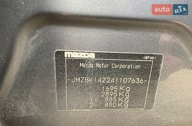 Хэтчбек Mazda 3 2003 в Киеве