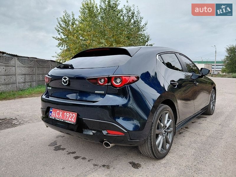 Хэтчбек Mazda 3 2023 в Днепре