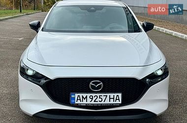 Хэтчбек Mazda 3 2021 в Киеве