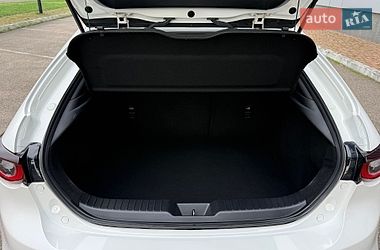 Хэтчбек Mazda 3 2021 в Киеве