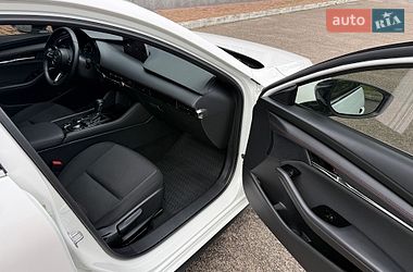 Хэтчбек Mazda 3 2021 в Киеве