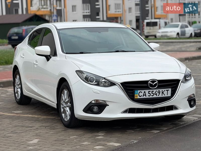 Седан Mazda 3 2014 в Виннице
