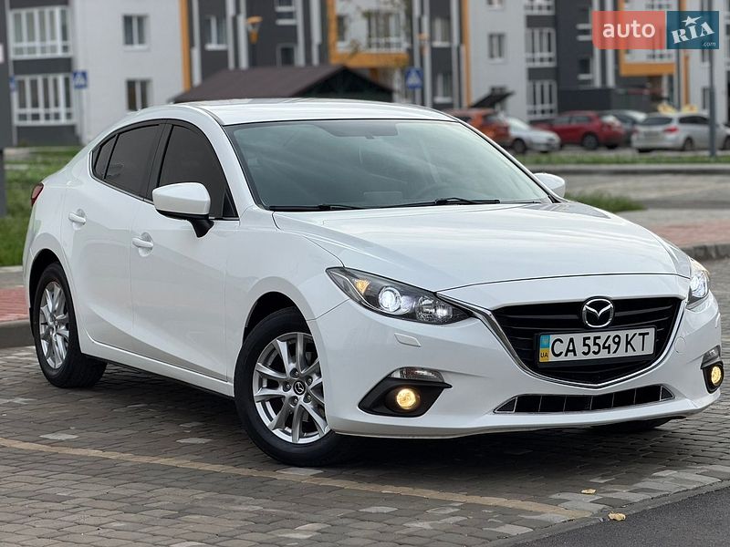 Седан Mazda 3 2014 в Виннице