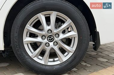 Седан Mazda 3 2014 в Виннице