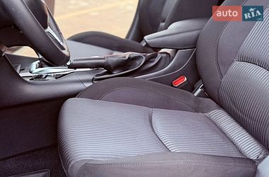 Седан Mazda 3 2014 в Виннице