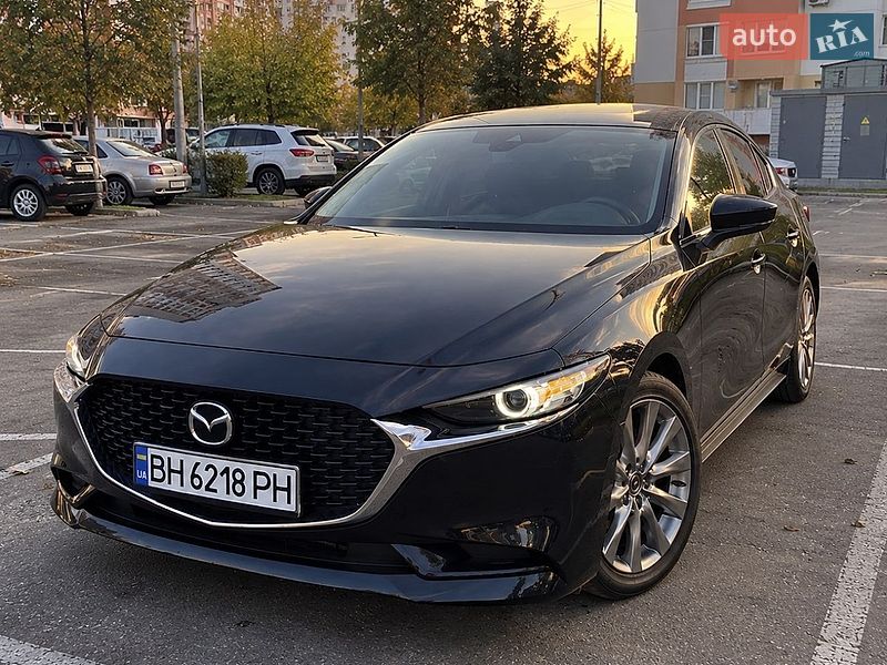 Седан Mazda 3 2021 в Тернополе