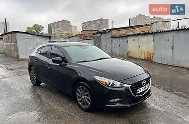 Хэтчбек Mazda 3 2018 в Киеве