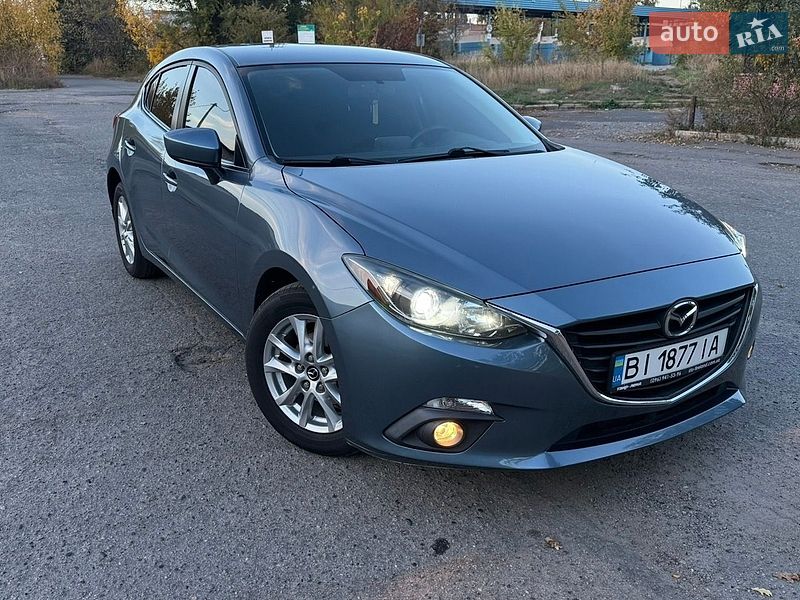 Хэтчбек Mazda 3 2015 в Полтаве