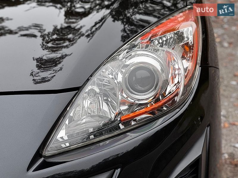 Хэтчбек Mazda 3 2010 в Виннице