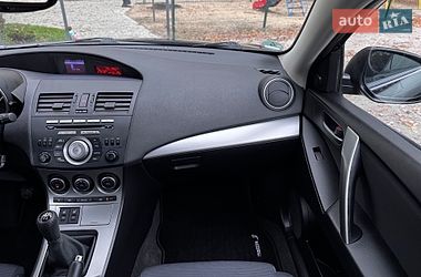 Хэтчбек Mazda 3 2010 в Виннице