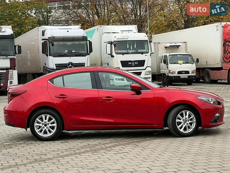 Седан Mazda 3 2013 в Черкассах