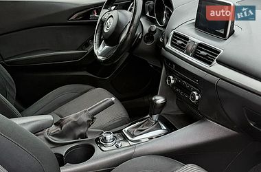 Седан Mazda 3 2013 в Черкассах