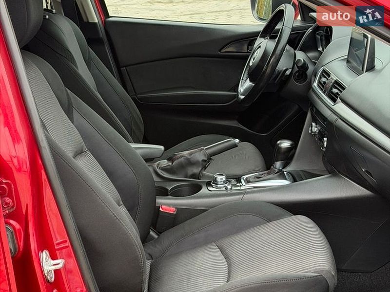 Седан Mazda 3 2013 в Черкассах