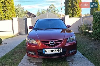 Седан Mazda 3 2009 в Ужгороде