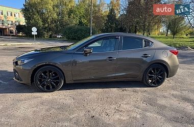 Седан Mazda 3 2015 в Верхнеднепровске